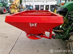 Lely Centerliner fertiliser spreader full