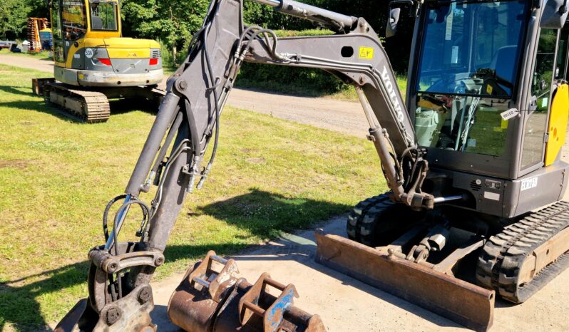 2018 Volvo ECR25D 2.5 Ton Excavator full