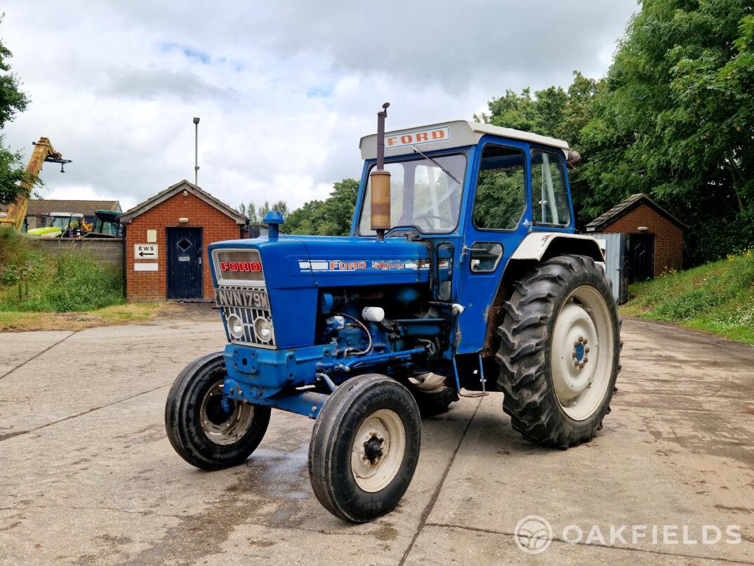 1973 Ford 5000 2WD Tractor