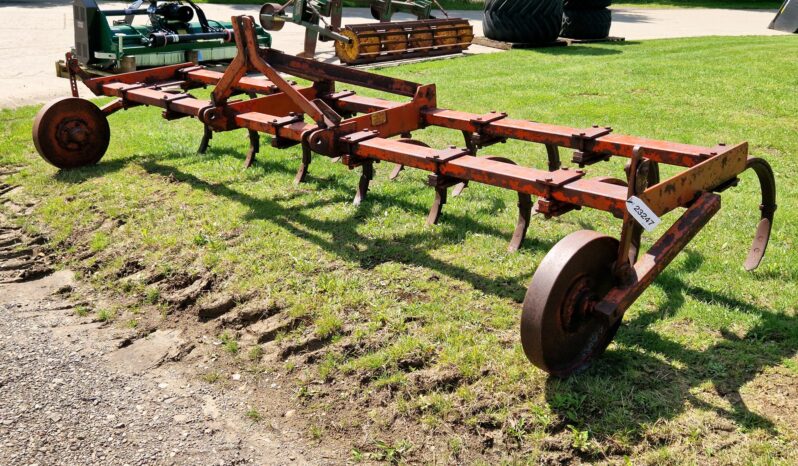 Doe 14′ C Tyne cultivator full