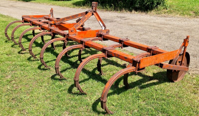 Doe 14′ C Tyne cultivator full