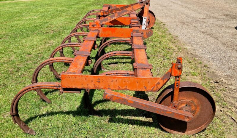 Doe 14′ C Tyne cultivator full