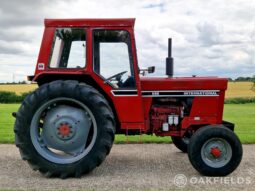 1983 International 685L 2WD Tractor full