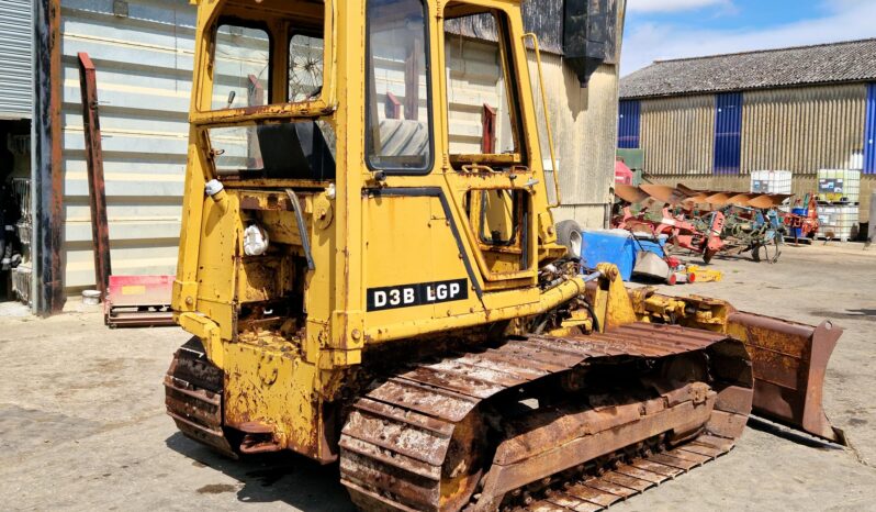 Caterpillar D3B LGP Steel tracked crawler full