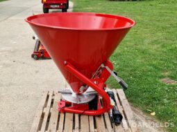 2023 Cosmo P500 Fertiliser Spreader full