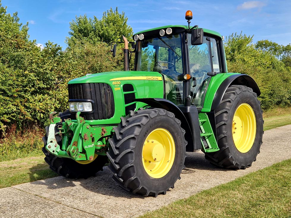 2011 John Deere 6930 Premium