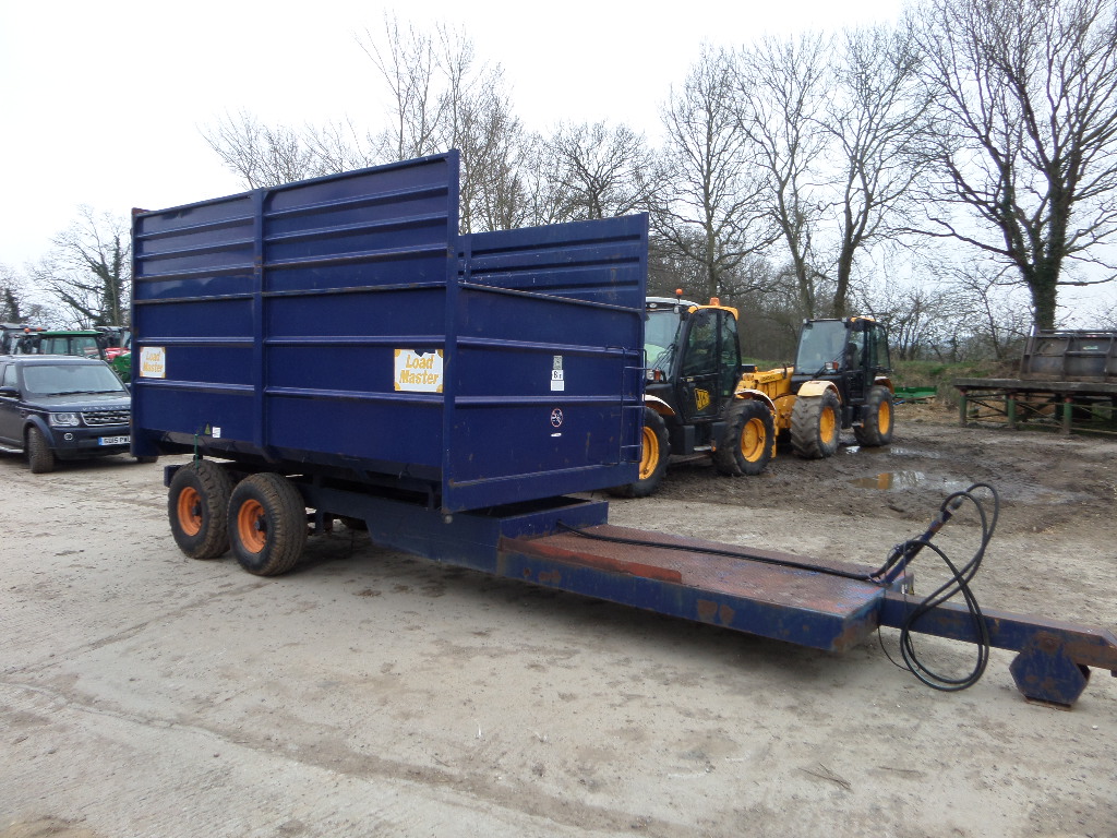 FOSTER 8 TONNE LOAD MASTER TIPPING TRAILER