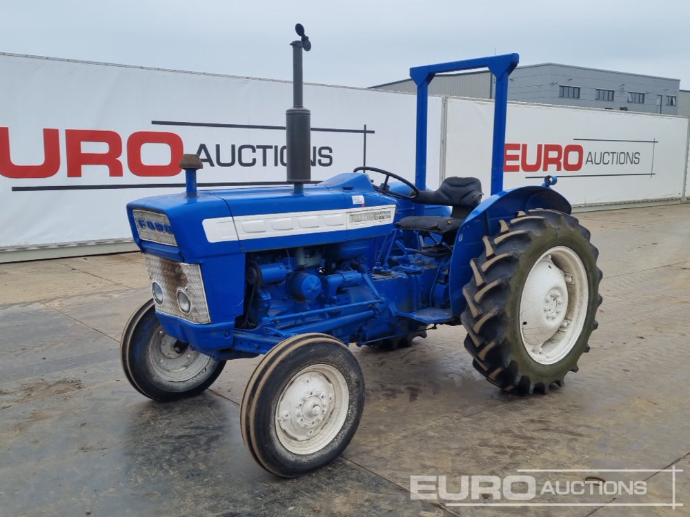 Ford 2WD Tractor Tractors For Auction: Leeds – 23rd, 24th, 25th, 26th October @ 08:00am