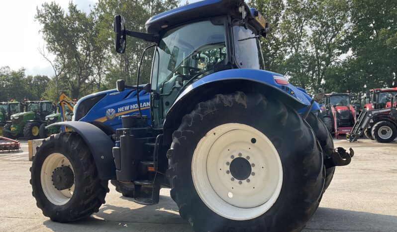 NEW HOLLAND T7.230 full