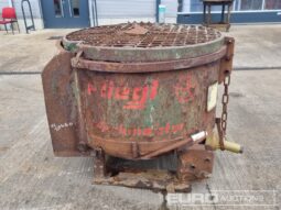 Fliegl PTO Driven Pan Cement Mixer to suit 3 Point Linkage Farm Machinery For Auction: Leeds – 23rd, 24th, 25th, 26th October @ 08:00am full