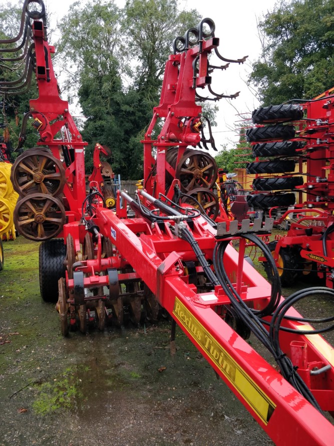 Vaderstad RST450 Rexius Twin Press