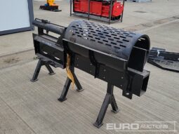 Unused 2024 GIYI Hydraulic Log Splitter to suit Skidsteer Loader Farm Machinery For Auction: Leeds – 23rd, 24th, 25th, 26th October @ 08:00am full