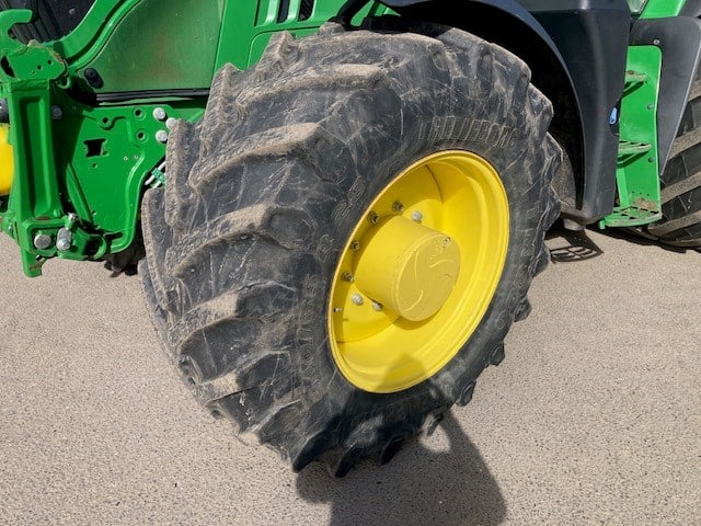 John Deere 6155R