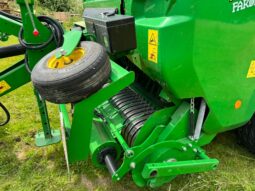 John Deere V451M full