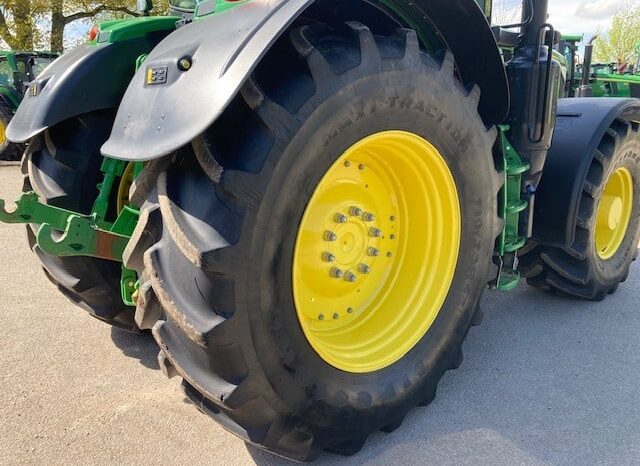 John Deere 6R 215 full