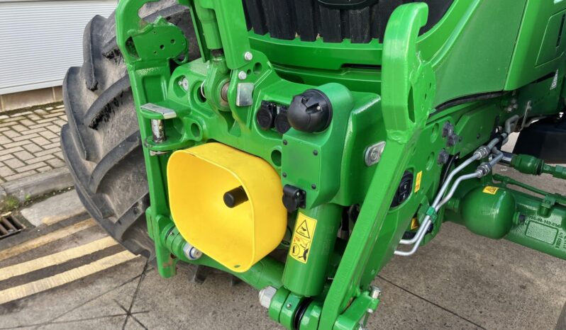 John Deere 6R 215 full