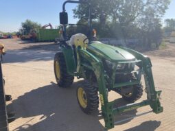 John Deere 3038E full