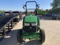 John Deere 3039R full