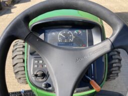 John Deere 4052M full