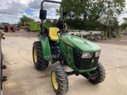 John Deere 3025E full