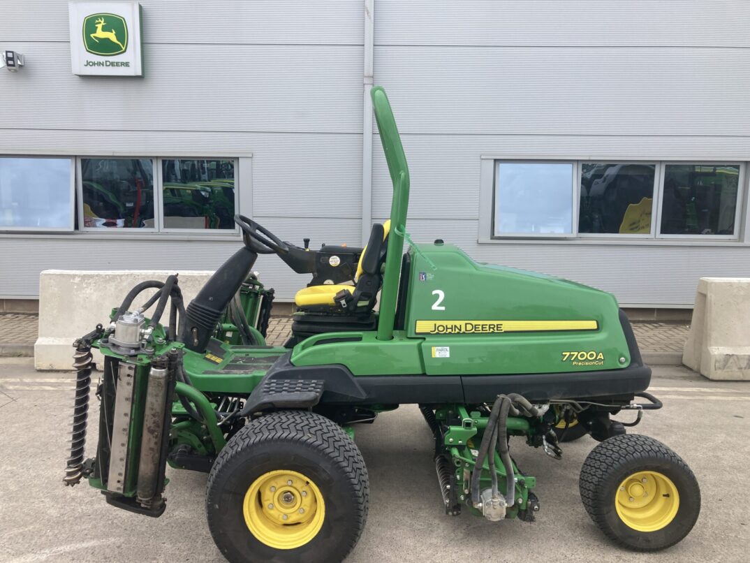 John Deere 7700A