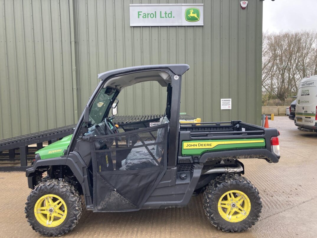 John Deere XUV835M