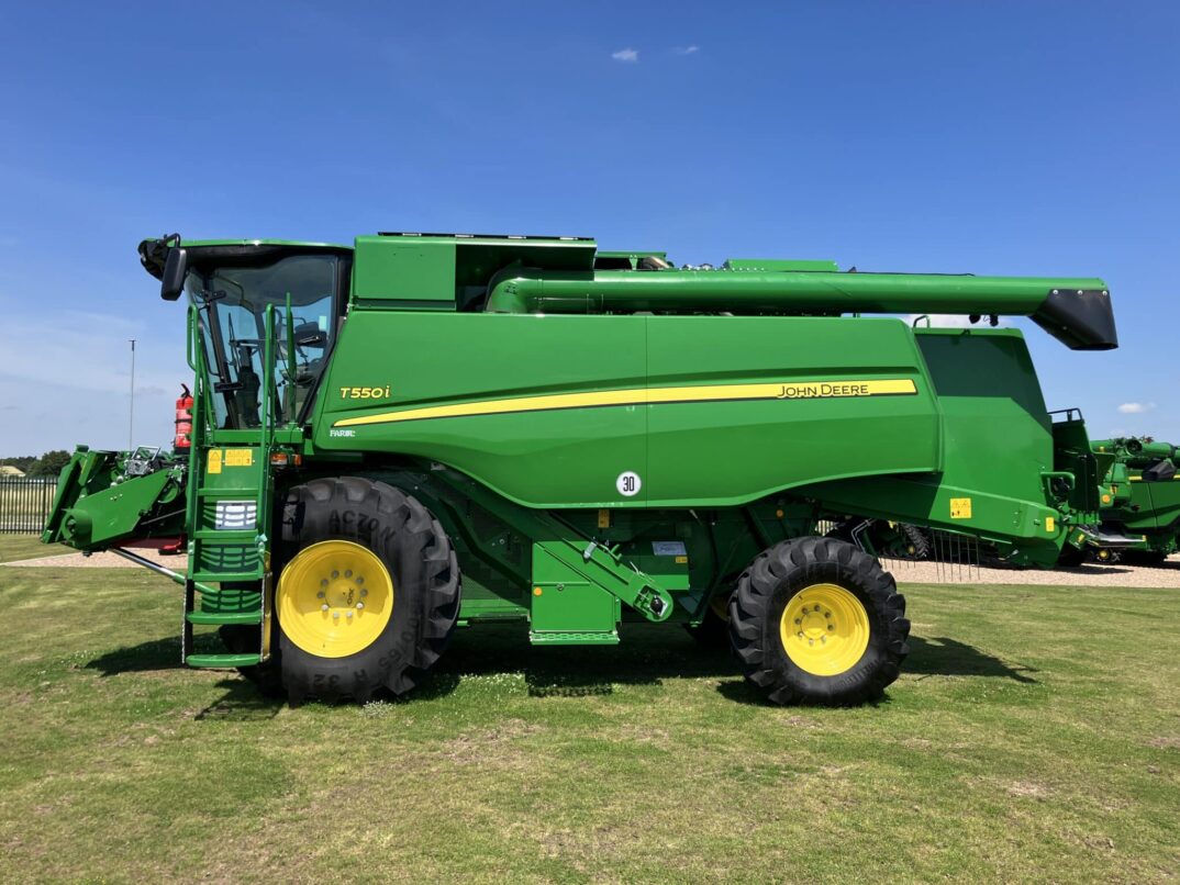 John Deere T550I