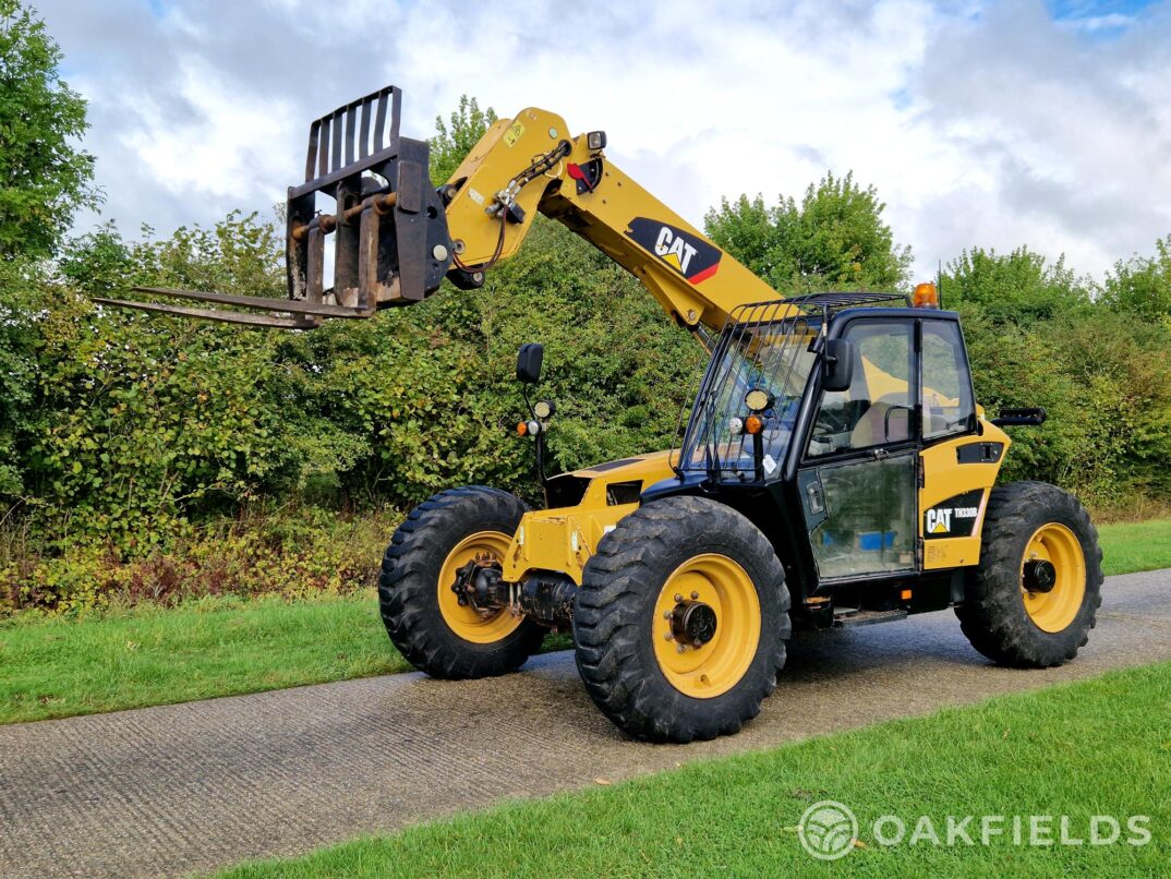 2007 Caterpillar TH330B Telescopic forklift