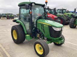 John Deere 4066R full