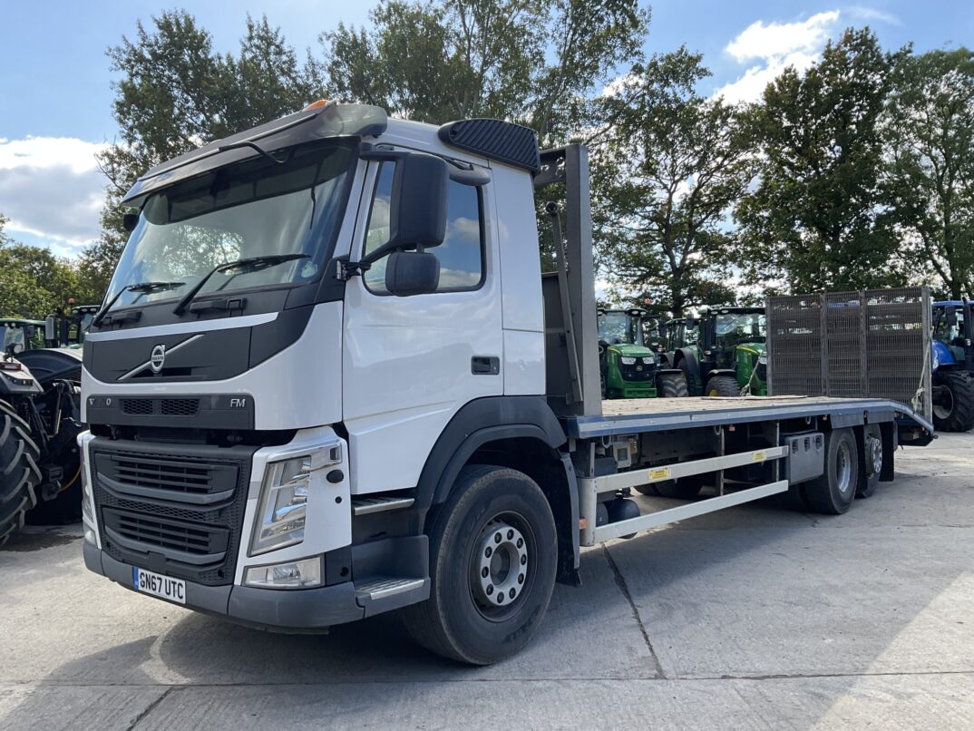 VOLVO FM330