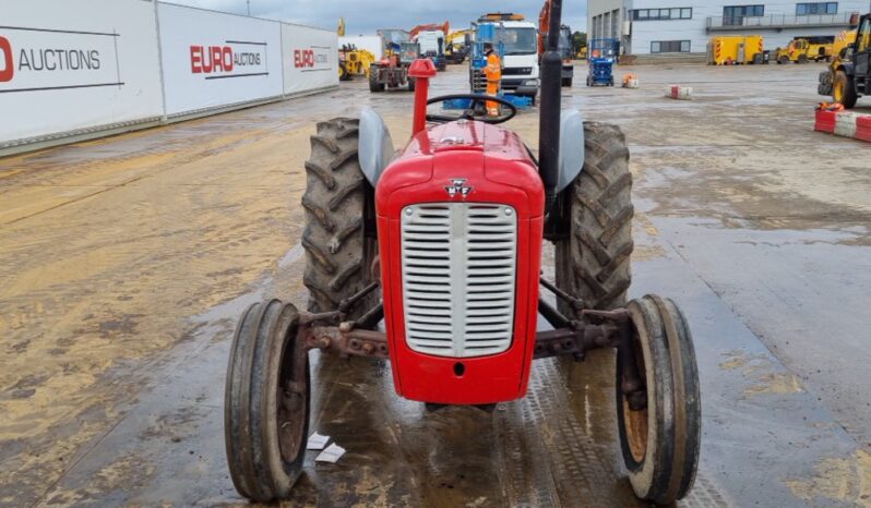 Massey Ferguson 2WD Tractor Tractors For Auction: Leeds – 23rd, 24th, 25th, 26th October @ 08:00am full