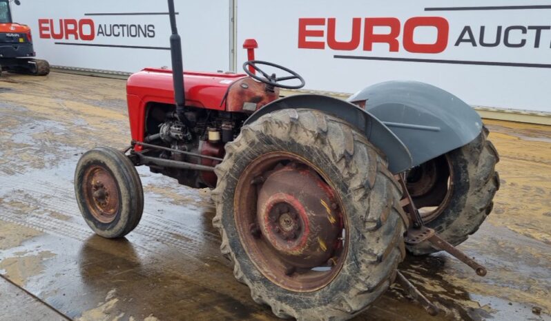 Massey Ferguson 2WD Tractor Tractors For Auction: Leeds – 23rd, 24th, 25th, 26th October @ 08:00am full