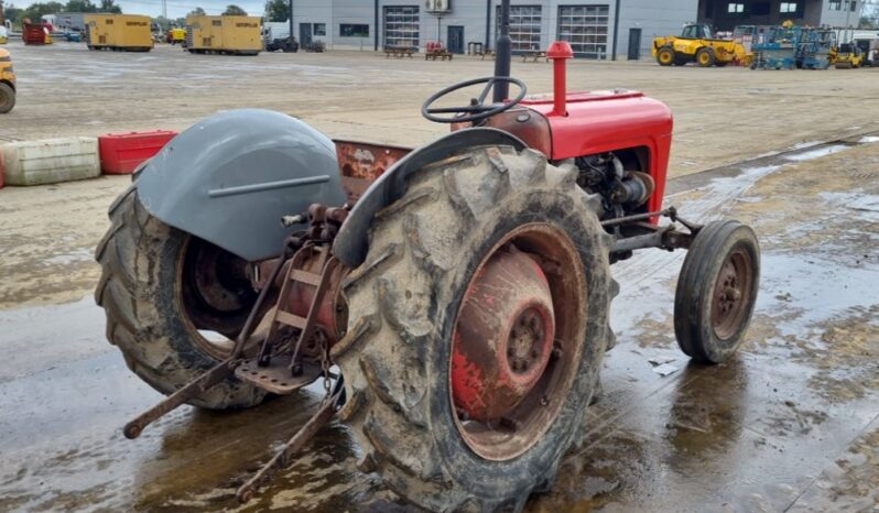 Massey Ferguson 2WD Tractor Tractors For Auction: Leeds – 23rd, 24th, 25th, 26th October @ 08:00am full