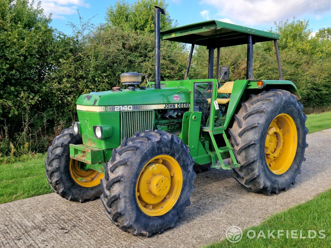 1984 John Deere 2140S 4WD