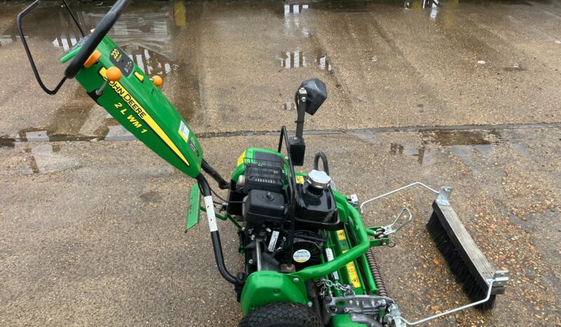 John Deere 220E Hybrid Greens Mower full