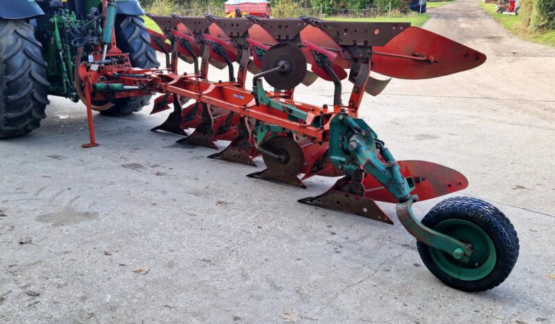 Kvernland LB 8 5 furrow full