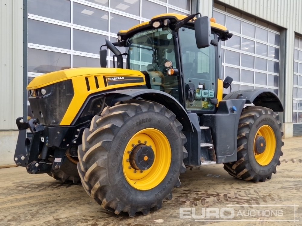 2021 JCB FASTRAC 4220 Tractors For Auction: Leeds – 23rd, 24th, 25th, 26th October @ 08:00am