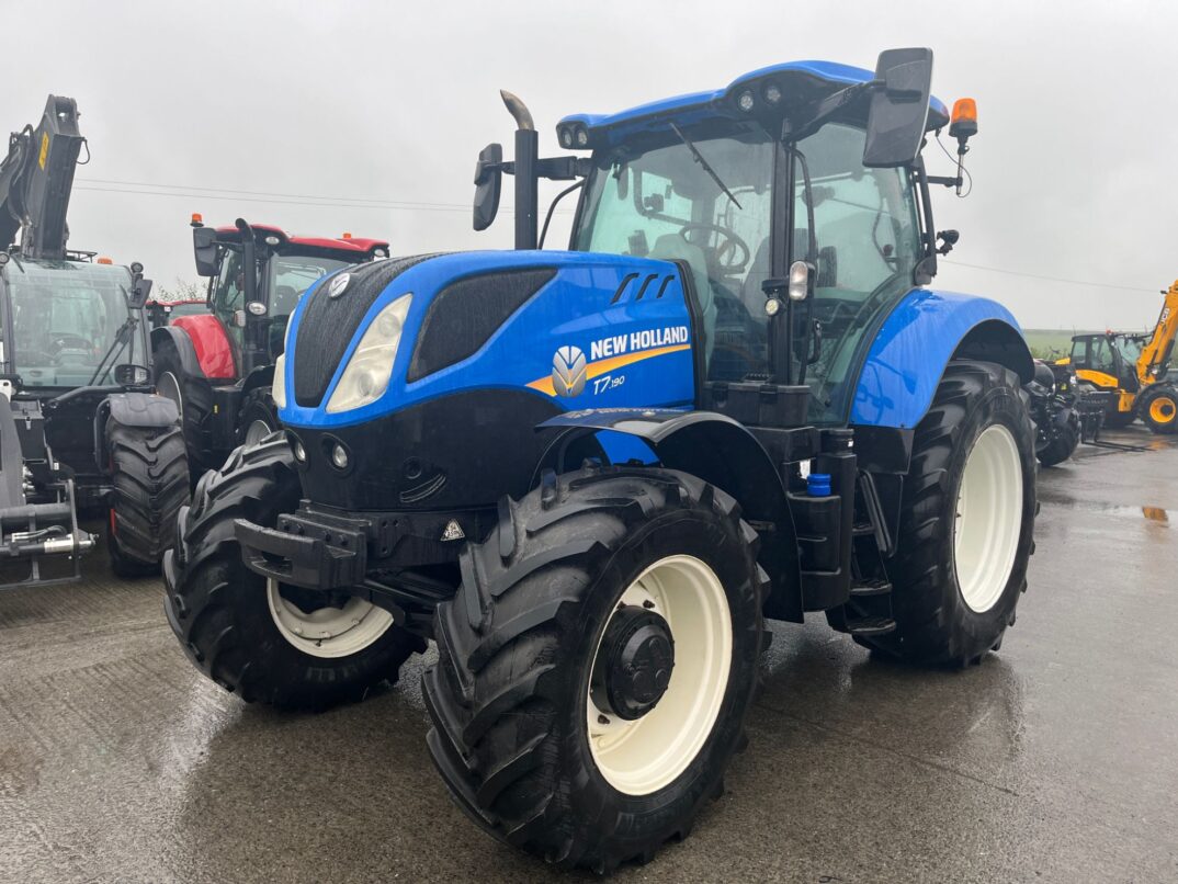 2020 New Holland T7.190 in Carmarthenshire