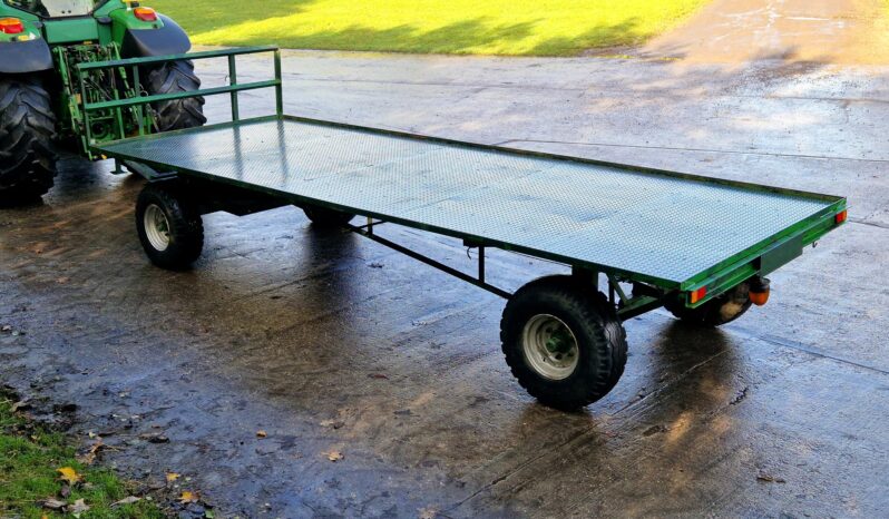 1983 Brian Legg 20′ 4 wheel flat turntable trailer full