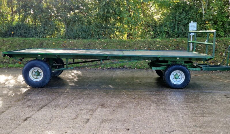 1983 Brian Legg 20′ 4 wheel flat turntable trailer full