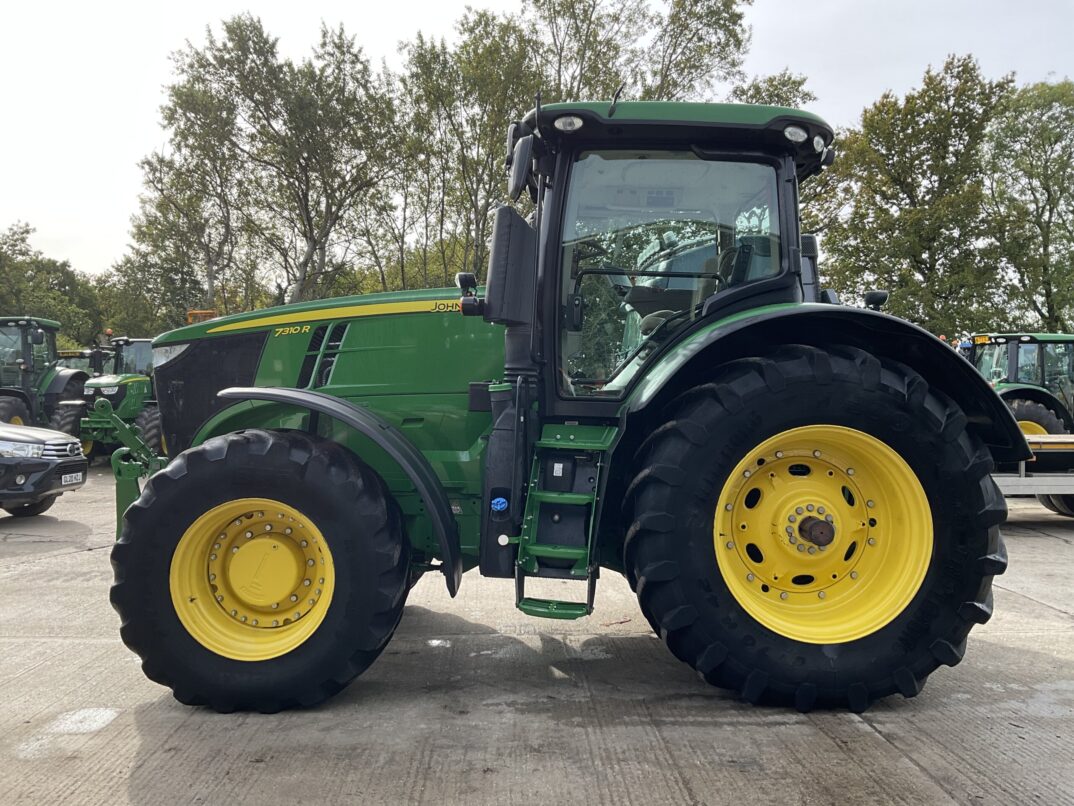 JOHN DEERE 7310R