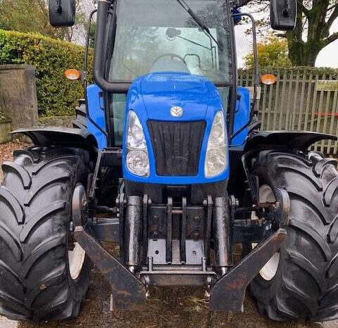 2009 New Holland T5060 c/w creep & front links full