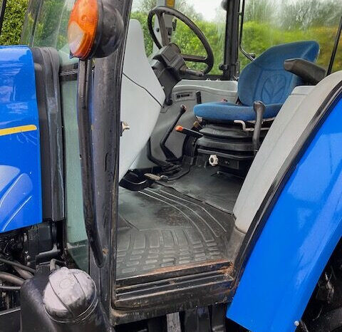 2009 New Holland T5060 c/w creep & front links full