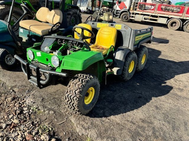 John Deere TH 6×4 Gator