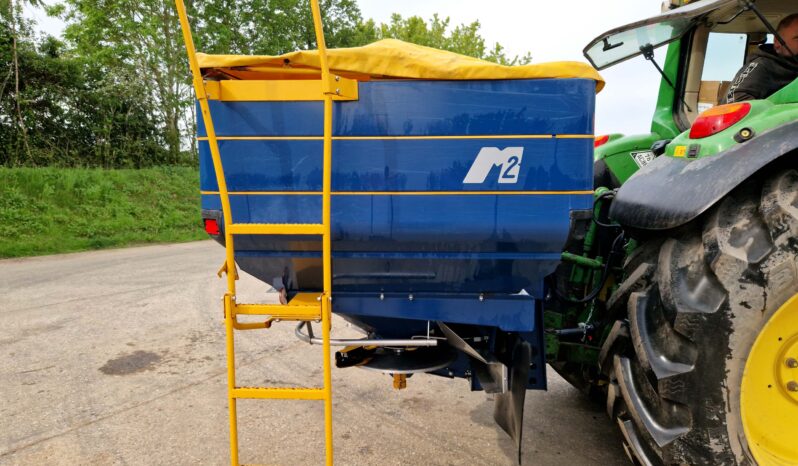 2009 KRM M2W QZ Fertiliser Spreader full