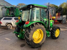 John Deere 5075E full