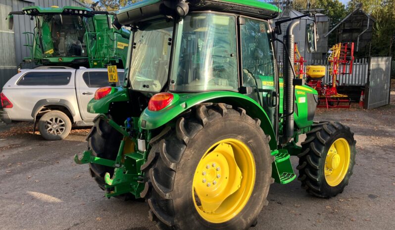 John Deere 5075E full