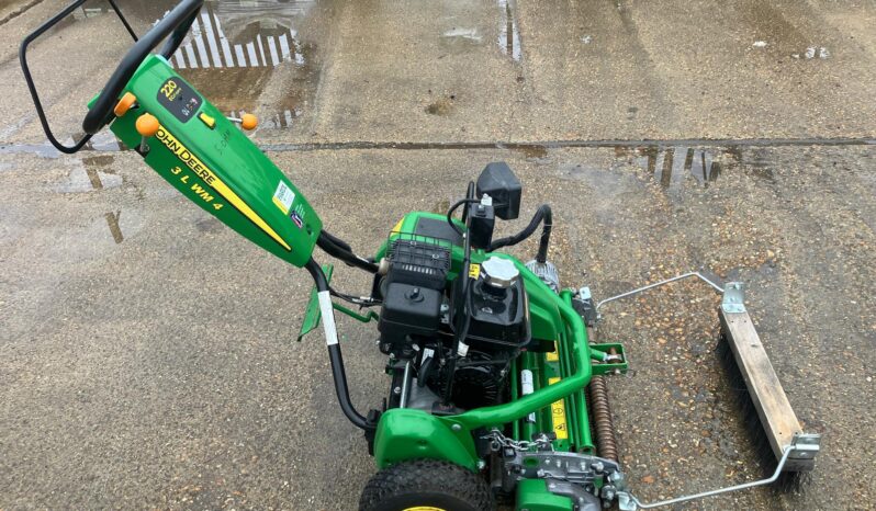 John Deere 220E Hybrid Greens Mower full