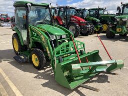 John Deere 3046R full