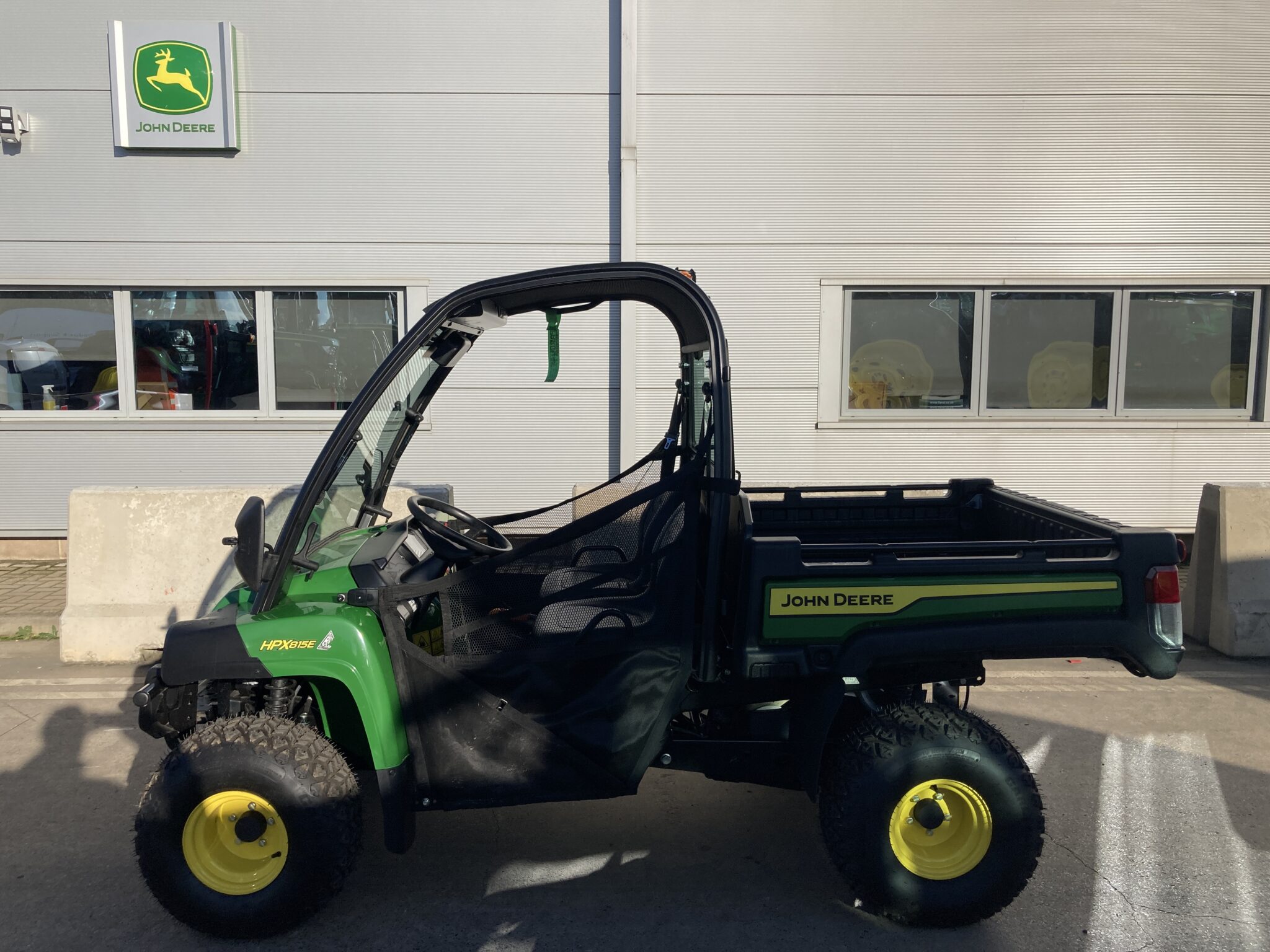 John Deere HPX815E